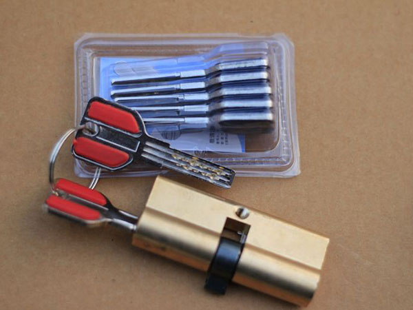 虹口24小时上门开锁公司